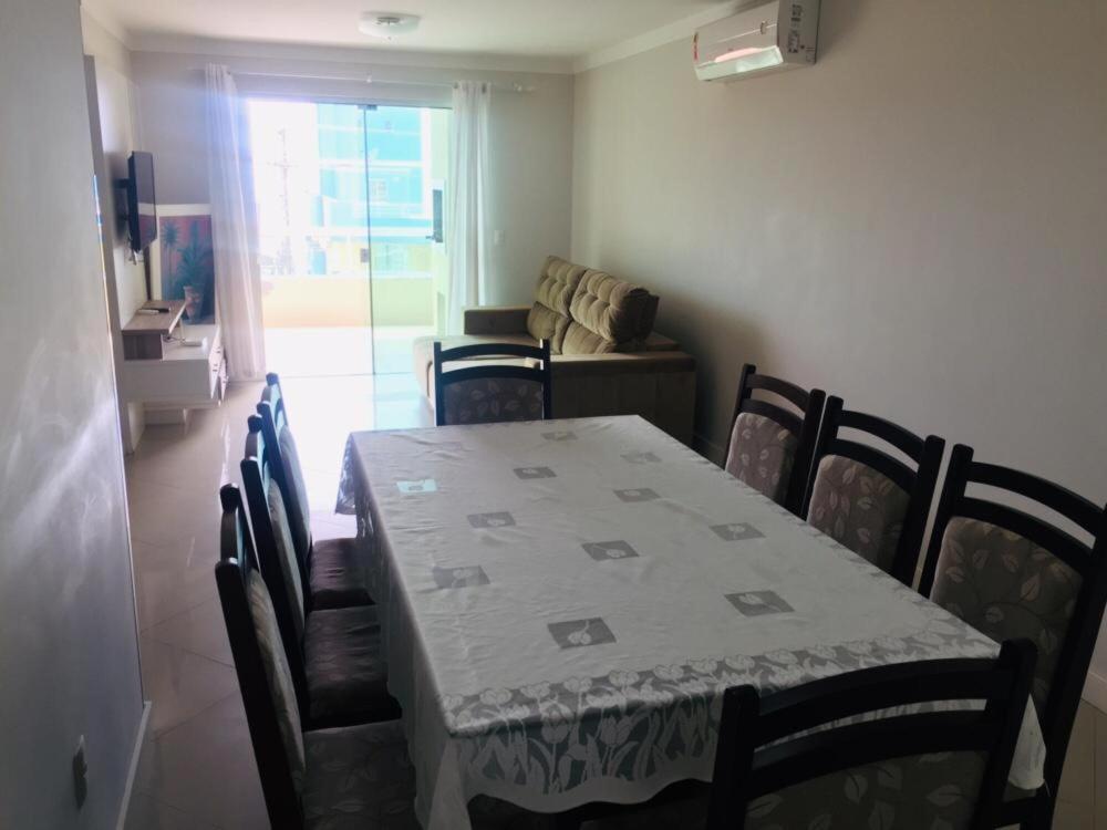 Apartamentos Mediterraneo Home Club Bombinhas Eksteriør billede